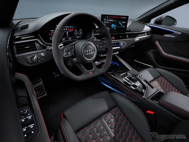 アウディ RS5スポーツバック 改良新型