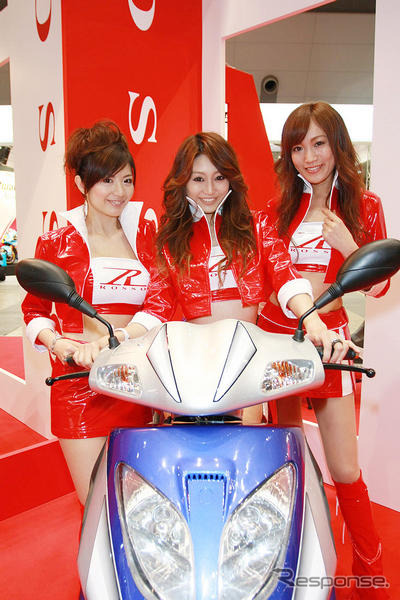 【東京モーターサイクルショー08】コンパニオン写真蔵…ロッソ