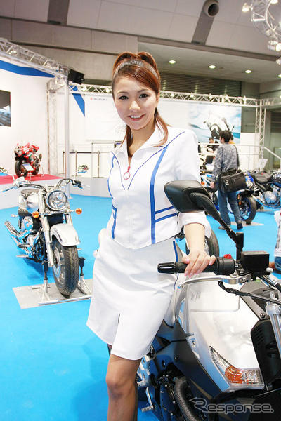 【東京モーターサイクルショー08】コンパニオン写真蔵…スズキ