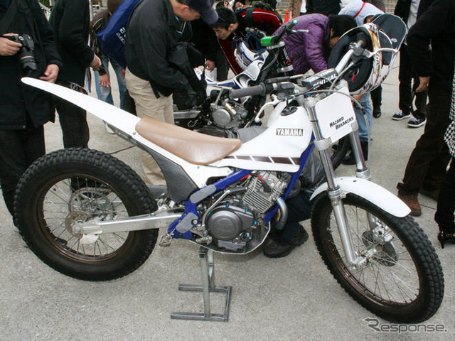 【東京モーターサイクルショー08】豪快な技を間近で---トライアルデモ