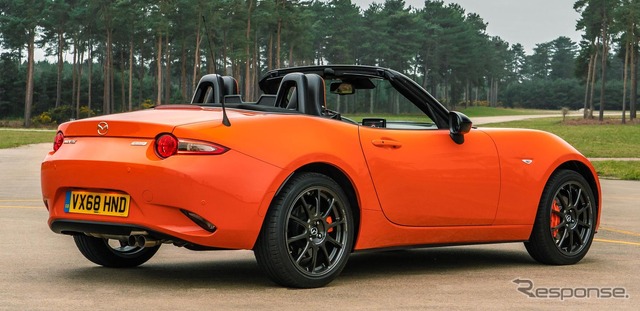 マツダ MX-5(ロードスター)30thアニバーサリーエディション