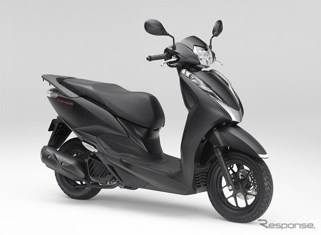 ホンダ リード125（マットギャラクシーブラックメタリック）