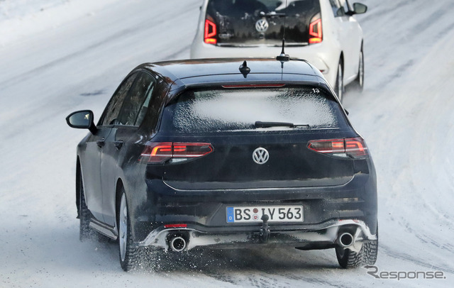 VW ゴルフ GTI 新型プロトタイプ(スクープ写真)