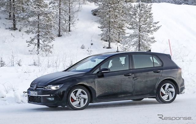 VW ゴルフ GTI 新型プロトタイプ(スクープ写真)