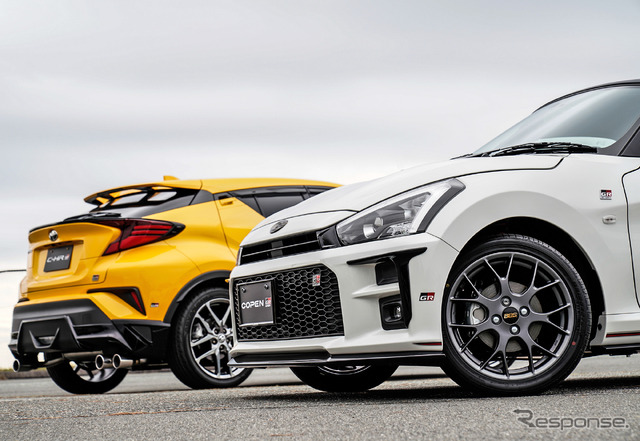 C-HR GRスポーツ(左)、コペン GRスポーツ(右)/GRパーツ by TRD
