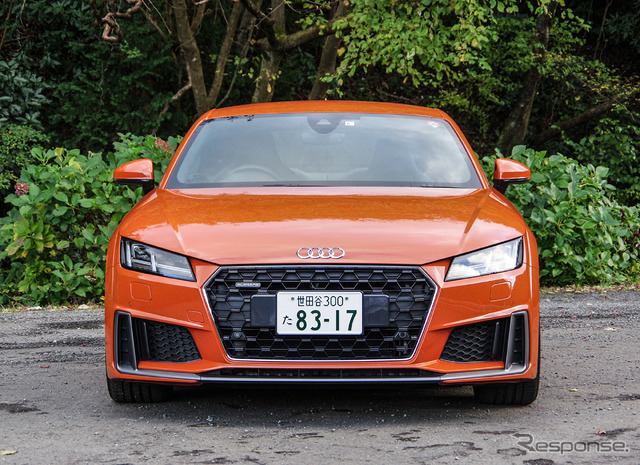 アウディ TT 新型(S lineパッケージ)