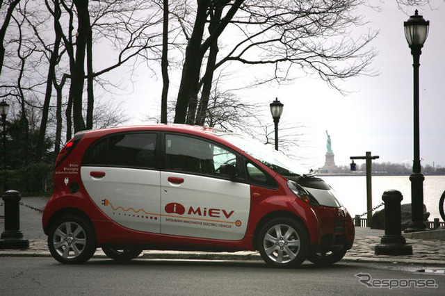 【ニューヨークモーターショー08】三菱 i MiEV…北米導入決定は1年後？