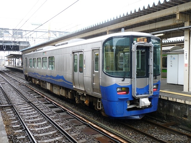 えちごトキめき鉄道関係では、日本海ひすいライン～JR大糸線、妙高はねうまライン～JR信越本線（黒井方面）の特定区間で乗継割引が適用されている。