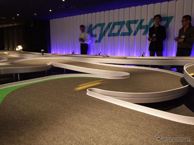 KYOSHO AKIHABARA…クールな雰囲気で初心者・長居大歓迎