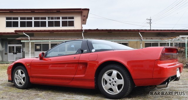 初代NSX 閃光を纏い 憧憬のまま瞬く 赤い彗星【愛車 File.08】