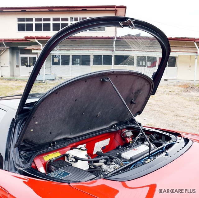 初代NSX 閃光を纏い 憧憬のまま瞬く 赤い彗星【愛車 File.08】