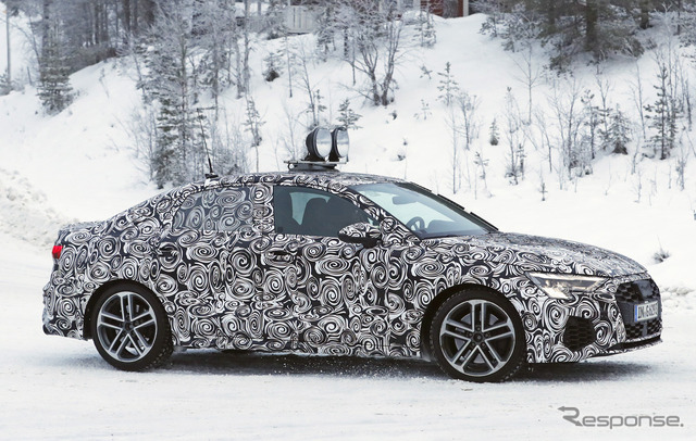アウディ S3セダン 次期型プロトタイプ スクープ写真