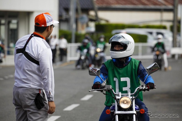 埼玉県 高校生の自動二輪車等の交通安全講習