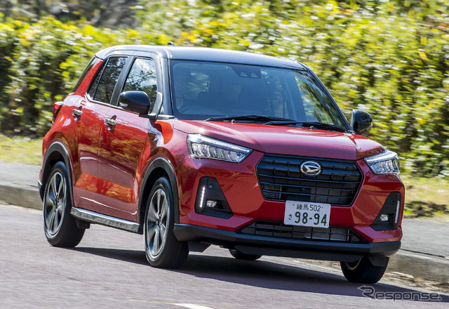 ダイハツ ロッキー(写真は17インチ装着車)