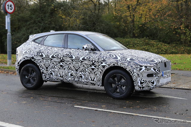ジャガー E-PACE 改良新型プロトタイプ スクープ写真