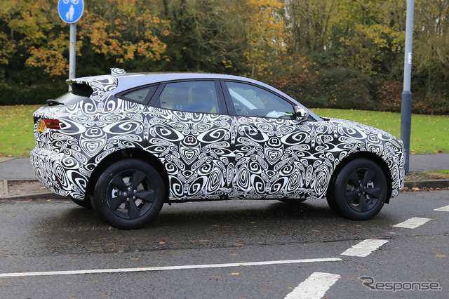 ジャガー E-PACE 改良新型プロトタイプ スクープ写真