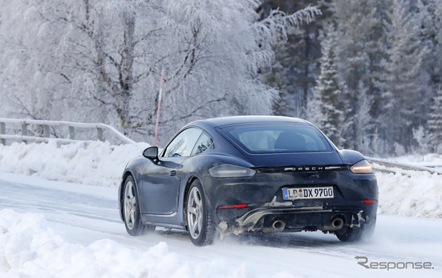 ポルシェ 718 ケイマン GTS 4.0 開発車両（スクープ写真）