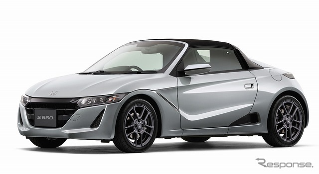 ホンダ S660(アラバスターシルバー・メタリック)