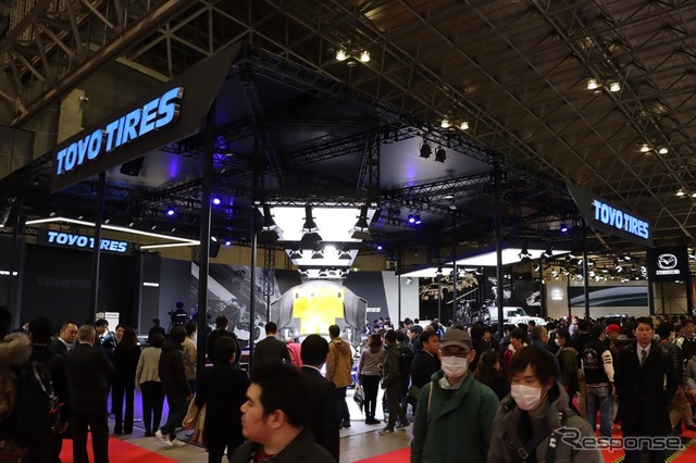 東京オートサロン2020 トーヨータイヤブース。
