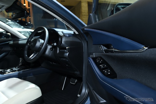 マツダCX-30シグネチャースタイル(東京オートサロン2020)