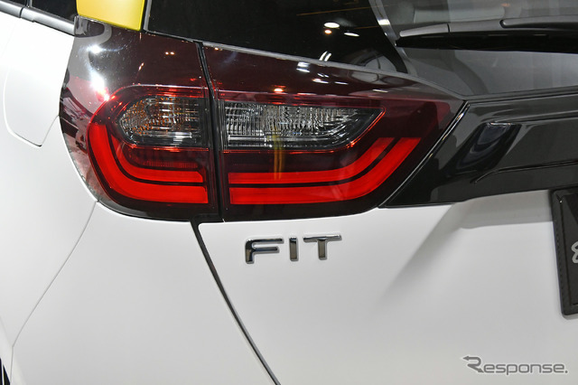 無限 ホンダ フィット“Skip”(東京オートサロン2020)