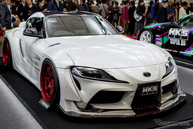 HKSブース(東京オートサロン2020)