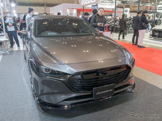 『AutoExe BP-06』を取り付けられたマツダ3デモカーの展示も。(東京オートサロン2020)