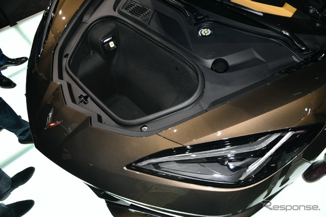 シボレー・コルベット新型(東京オートサロン2020)