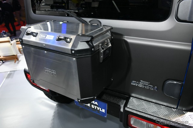 スズキ・ジムニーシエラ・マリンスタイル(東京オートサロン2020)