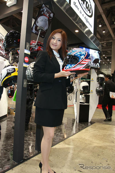 【東京モーターサイクルショー08】コンパニオン写真蔵…アライ