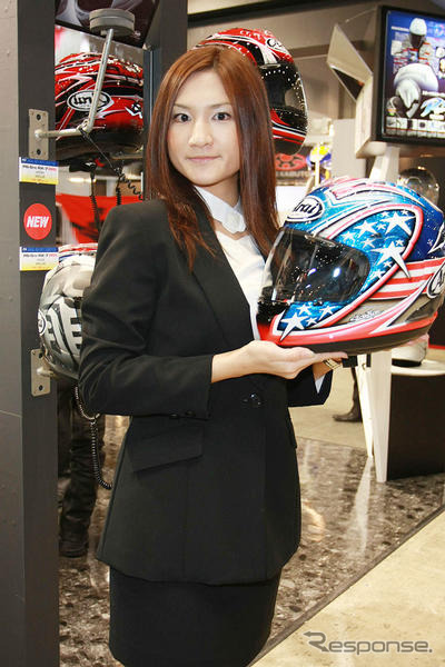 【東京モーターサイクルショー08】コンパニオン写真蔵…アライ