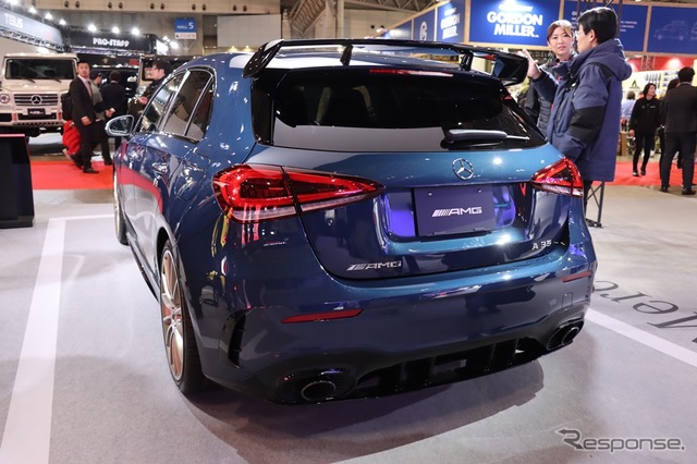 2リットルエンジンで306馬力を発生するAMG A35。