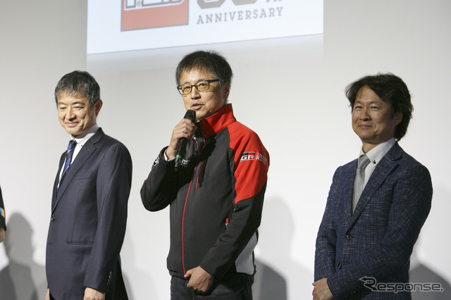 本田技術研究所 柿沼秀樹氏(右)、トヨタ自動車 多田哲哉氏(中)、日産自動車 田村宏志氏(左)