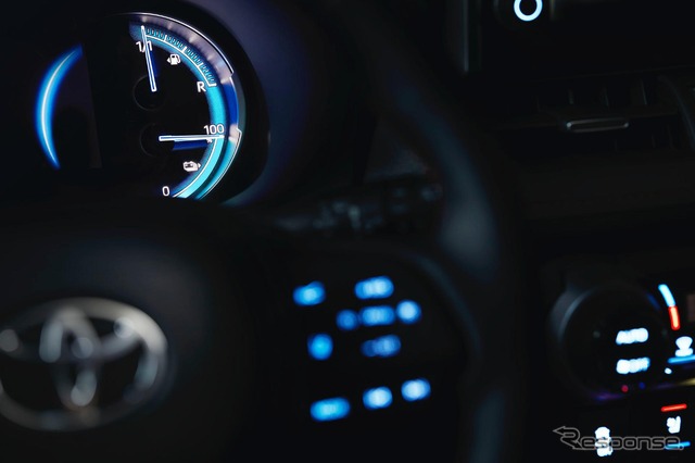 トヨタ RAV4 新型のPHV(欧州仕様)