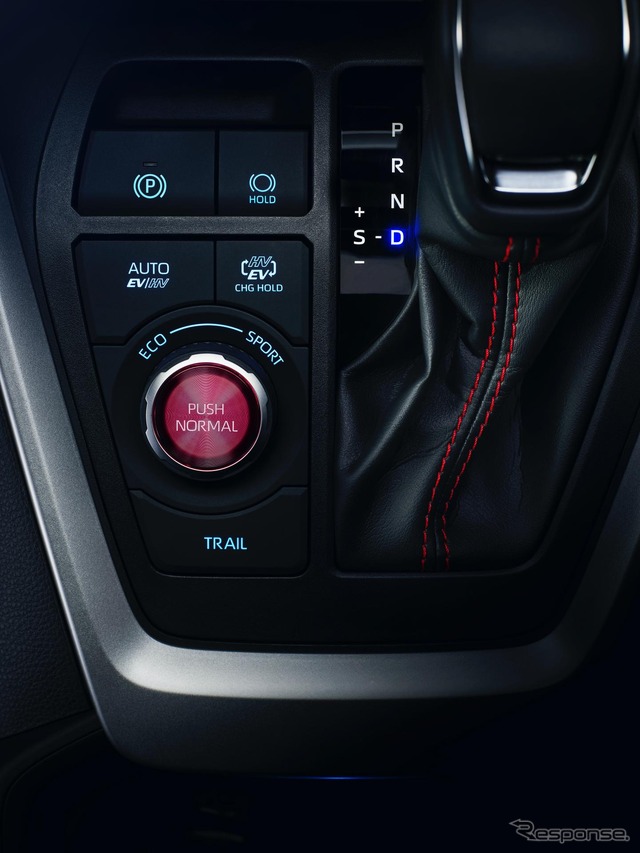 トヨタ RAV4 新型のPHV(欧州仕様)