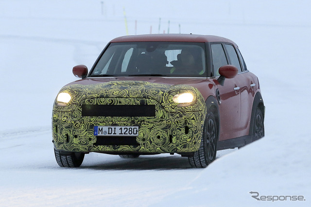 MINI クロスオーバー 改良新型プロトタイプ スクープ写真