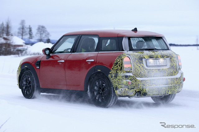 MINI クロスオーバー 改良新型プロトタイプ スクープ写真