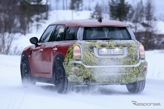 MINI クロスオーバー 改良新型プロトタイプ スクープ写真