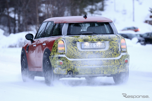 MINI クロスオーバー 改良新型プロトタイプ スクープ写真