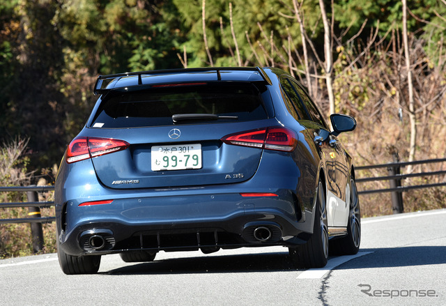 メルセデスAMG A35 4MATIC Edition 1