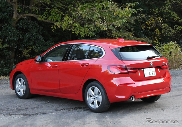 BMW 1シリーズ 新型(118i プレイ)