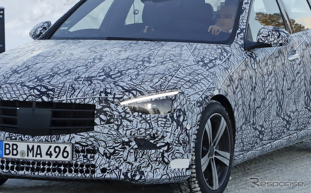 メルセデスベンツ Cクラス 次期型プロトタイプ スクープ写真