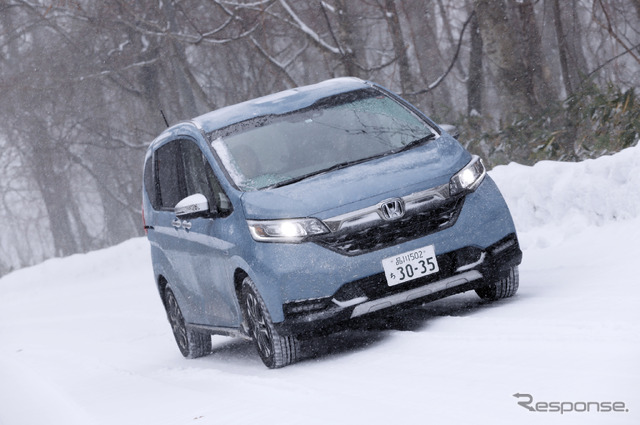 Honda FREED+(ホンダ フリード+)