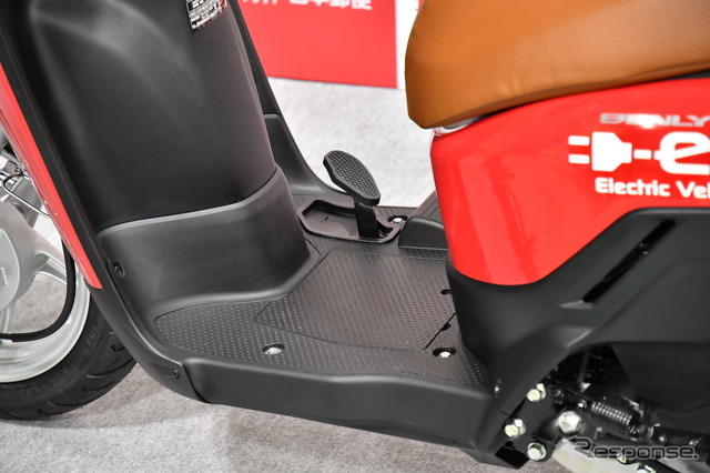 日本郵便に導入されるホンダの電動バイク『ベンリィe:』