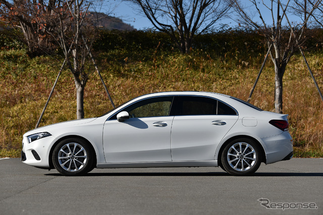 メルセデスベンツ Aクラスセダン（A250 4MATIC）