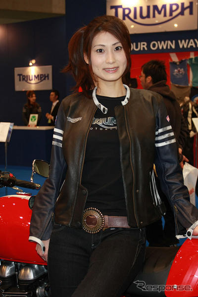【東京モーターサイクルショー08】コンパニオン写真蔵…トライアンフ