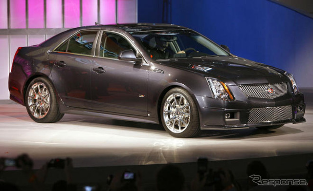 発売前のキャデラック CTS-V、チャリティーオークションに登場
