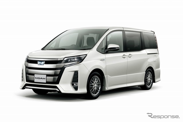 トヨタ ノア Si(ホワイトパールクリスタルシャイン)