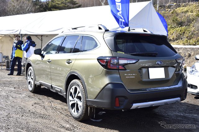 レガシィアウトバック新型(SUBARU ゲレンデタクシー)