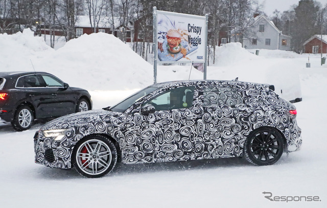 アウディ RS3スポーツバック 次期型プロトタイプ(スクープ写真)